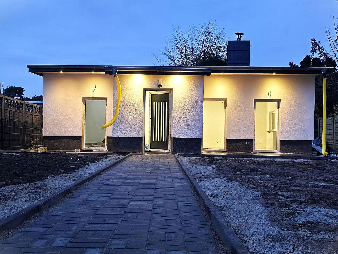 Predaj domu 101 m², pozemek 576 m², Berlin, Berlín Predaj domu 101 m², pozemek 576 m², Berlin, Berlín