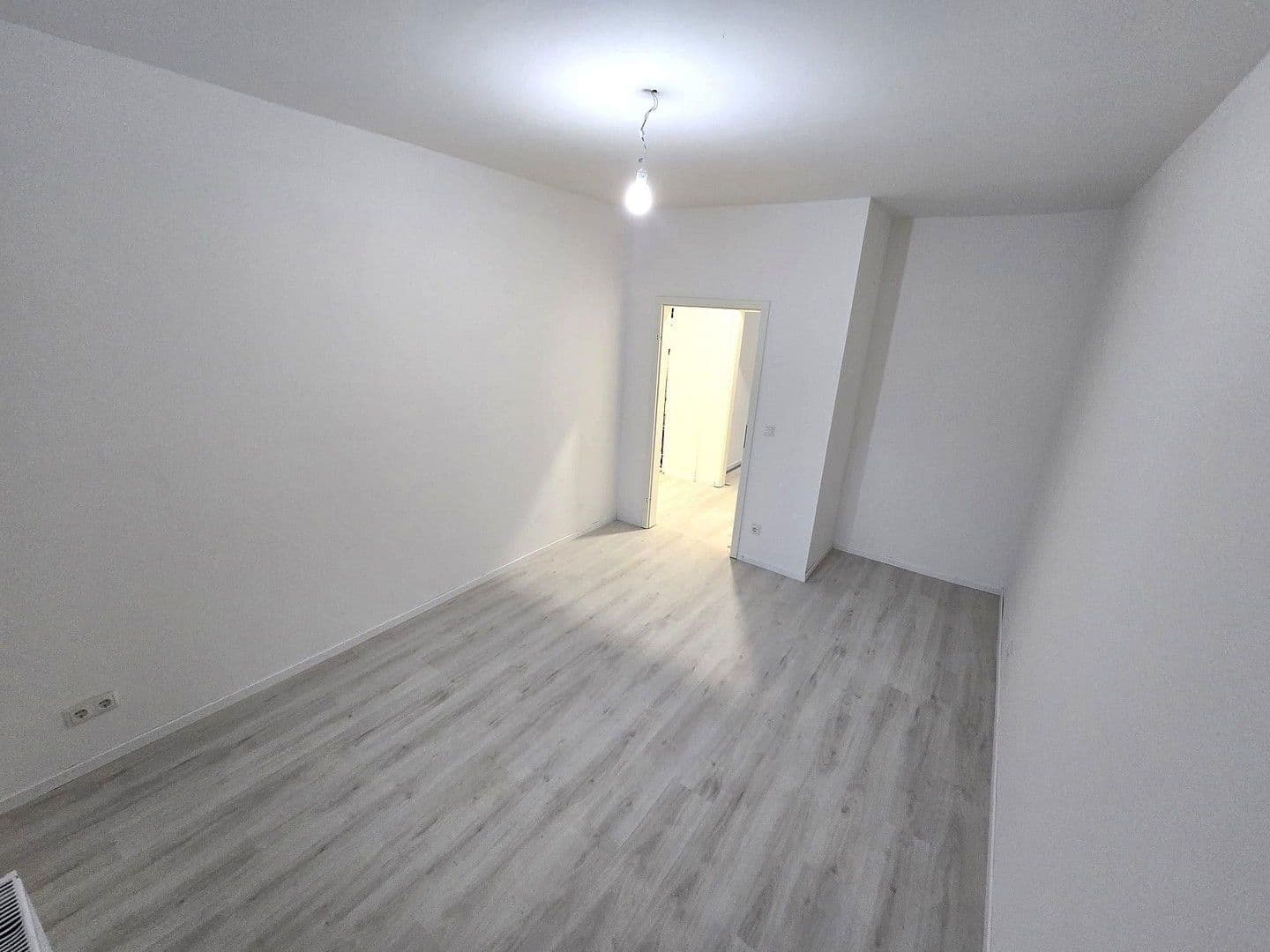 Predaj domu 101 m², pozemek 576 m², Berlin, Berlín Predaj domu 101 m², pozemek 576 m², Berlin, Berlín