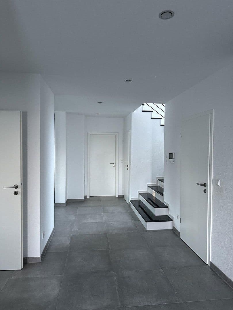 Predaj domu 179 m², pozemek 496 m², Trossingen, Bádensko-Wurttembersko Predaj domu 179 m², pozemek 496 m², Trossingen, Bádensko-Wurttembersko