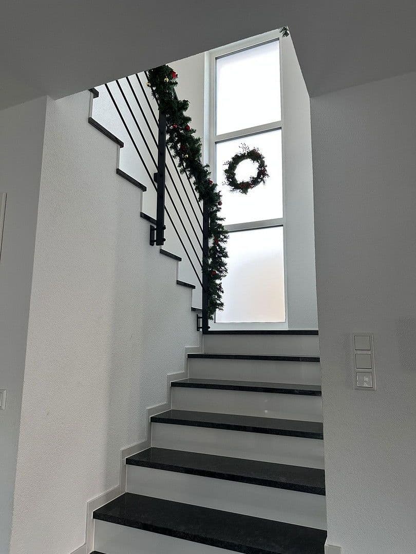 Predaj domu 179 m², pozemek 496 m², Trossingen, Bádensko-Wurttembersko Predaj domu 179 m², pozemek 496 m², Trossingen, Bádensko-Wurttembersko