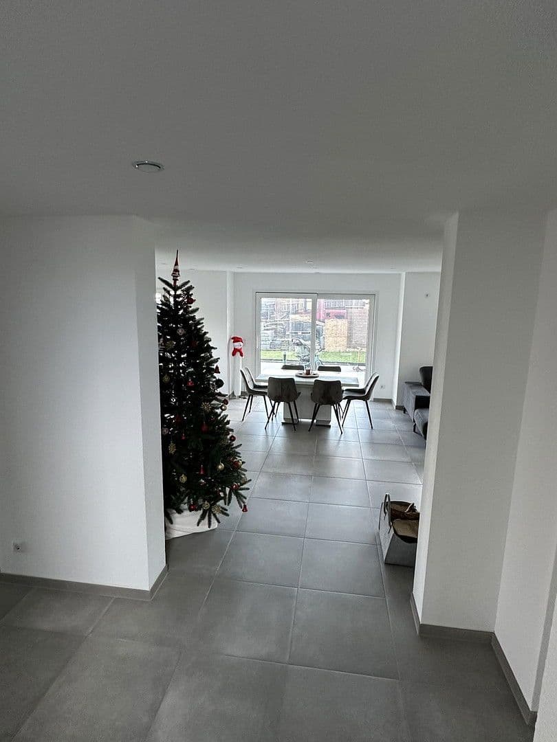 Predaj domu 179 m², pozemek 496 m², Trossingen, Bádensko-Wurttembersko Predaj domu 179 m², pozemek 496 m², Trossingen, Bádensko-Wurttembersko