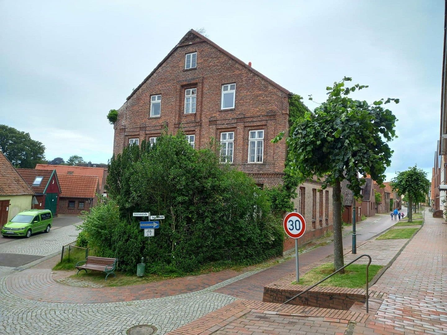 Predaj bytu 2-izbový 44 m², Schützenstraße 5, Neuhaus, Dolné Sasko Predaj bytu 2-izbový 44 m², Schützenstraße 5, Neuhaus, Dolné Sasko