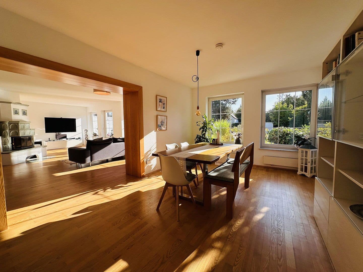 Predaj domu 309 m², pozemek 1.280 m², Markkleeberg, Sasko Predaj domu 309 m², pozemek 1.280 m², Markkleeberg, Sasko