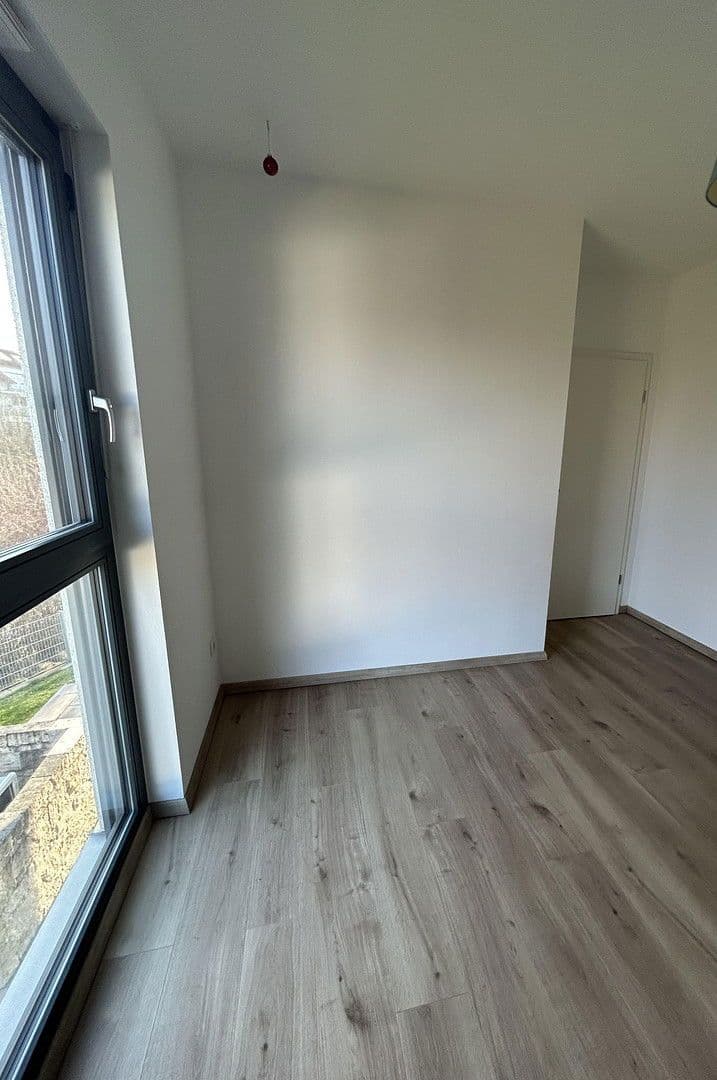 Predaj domu 150 m², pozemek 399 m², Kirchentellinsfurt, Bádensko-Wurttembersko Predaj domu 150 m², pozemek 399 m², Kirchentellinsfurt, Bádensko-Wurttembersko