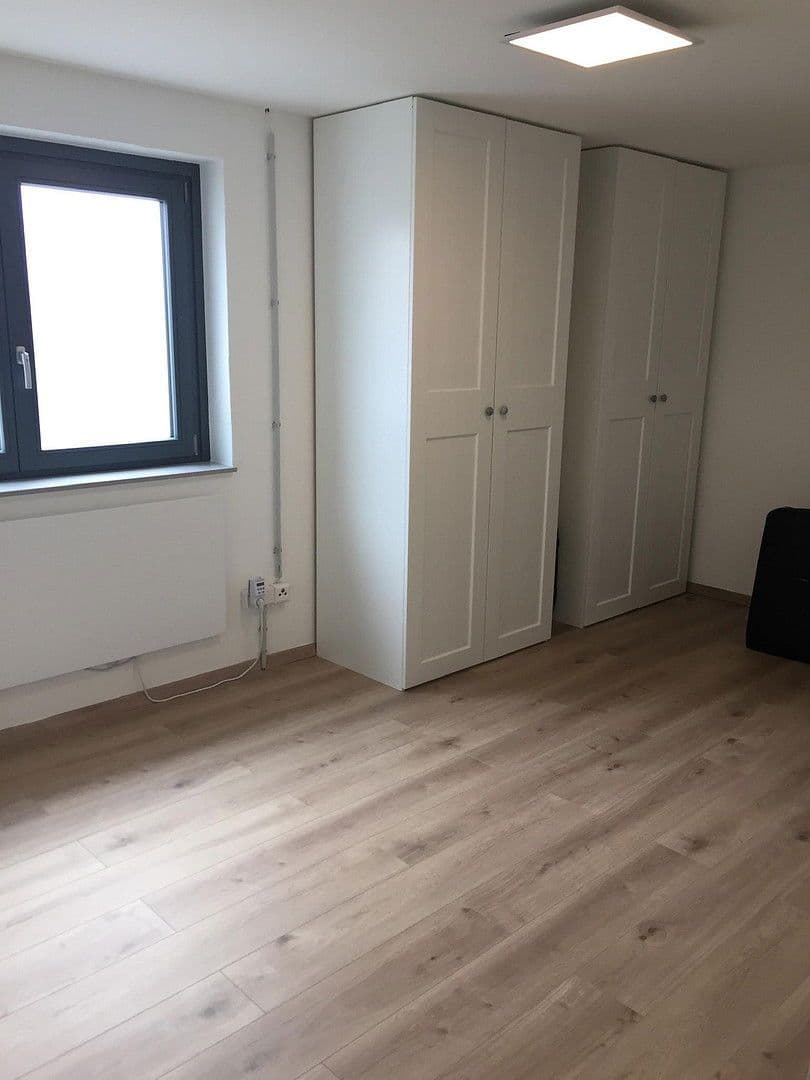Predaj domu 150 m², pozemek 399 m², Kirchentellinsfurt, Bádensko-Wurttembersko Predaj domu 150 m², pozemek 399 m², Kirchentellinsfurt, Bádensko-Wurttembersko