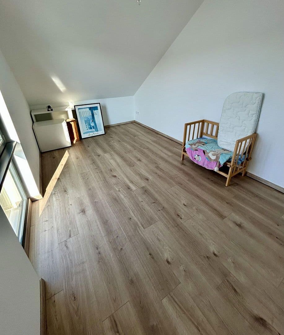 Predaj domu 150 m², pozemek 399 m², Kirchentellinsfurt, Bádensko-Wurttembersko Predaj domu 150 m², pozemek 399 m², Kirchentellinsfurt, Bádensko-Wurttembersko