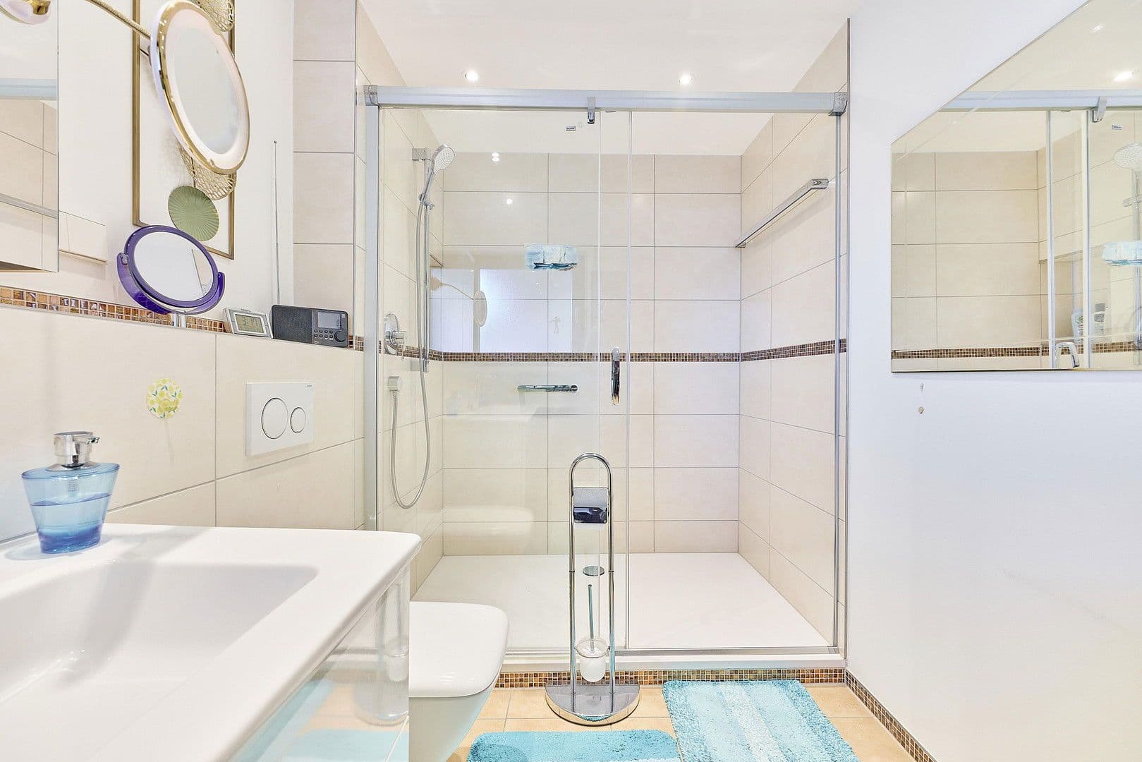 Predaj domu 182 m², pozemek 269 m², Durmersheim, Bádensko-Wurttembersko Predaj domu 182 m², pozemek 269 m², Durmersheim, Bádensko-Wurttembersko