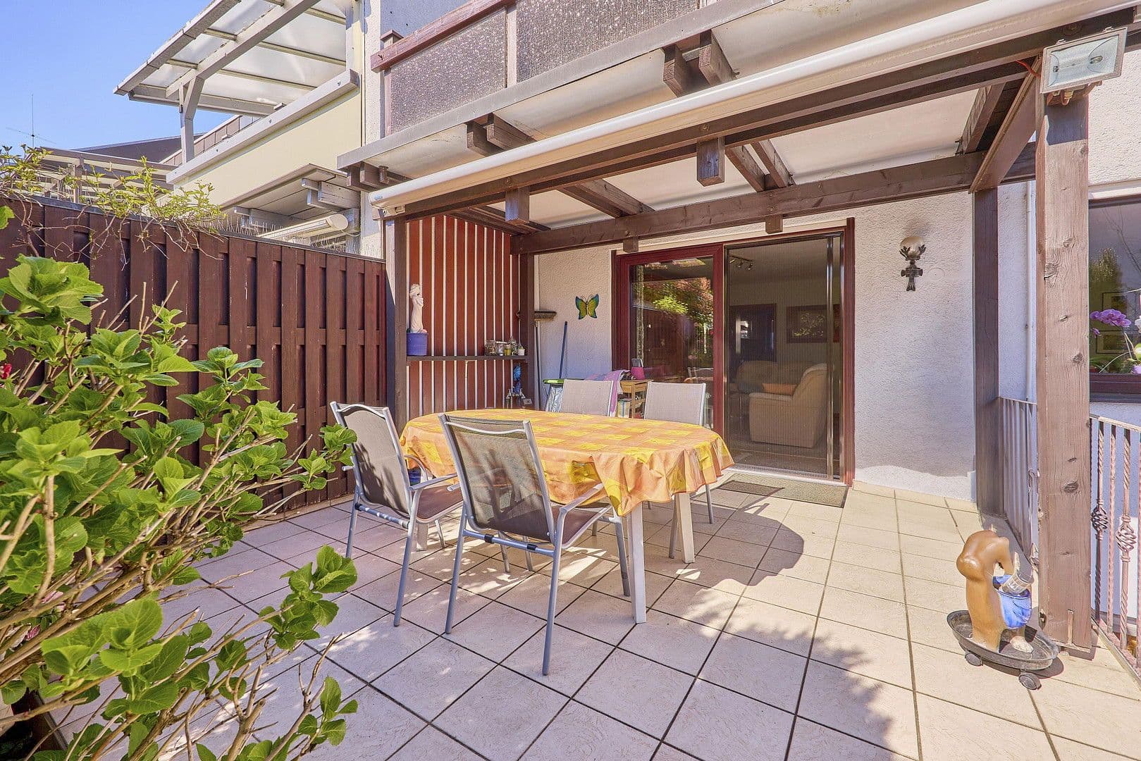 Predaj domu 182 m², pozemek 269 m², Durmersheim, Bádensko-Wurttembersko Predaj domu 182 m², pozemek 269 m², Durmersheim, Bádensko-Wurttembersko