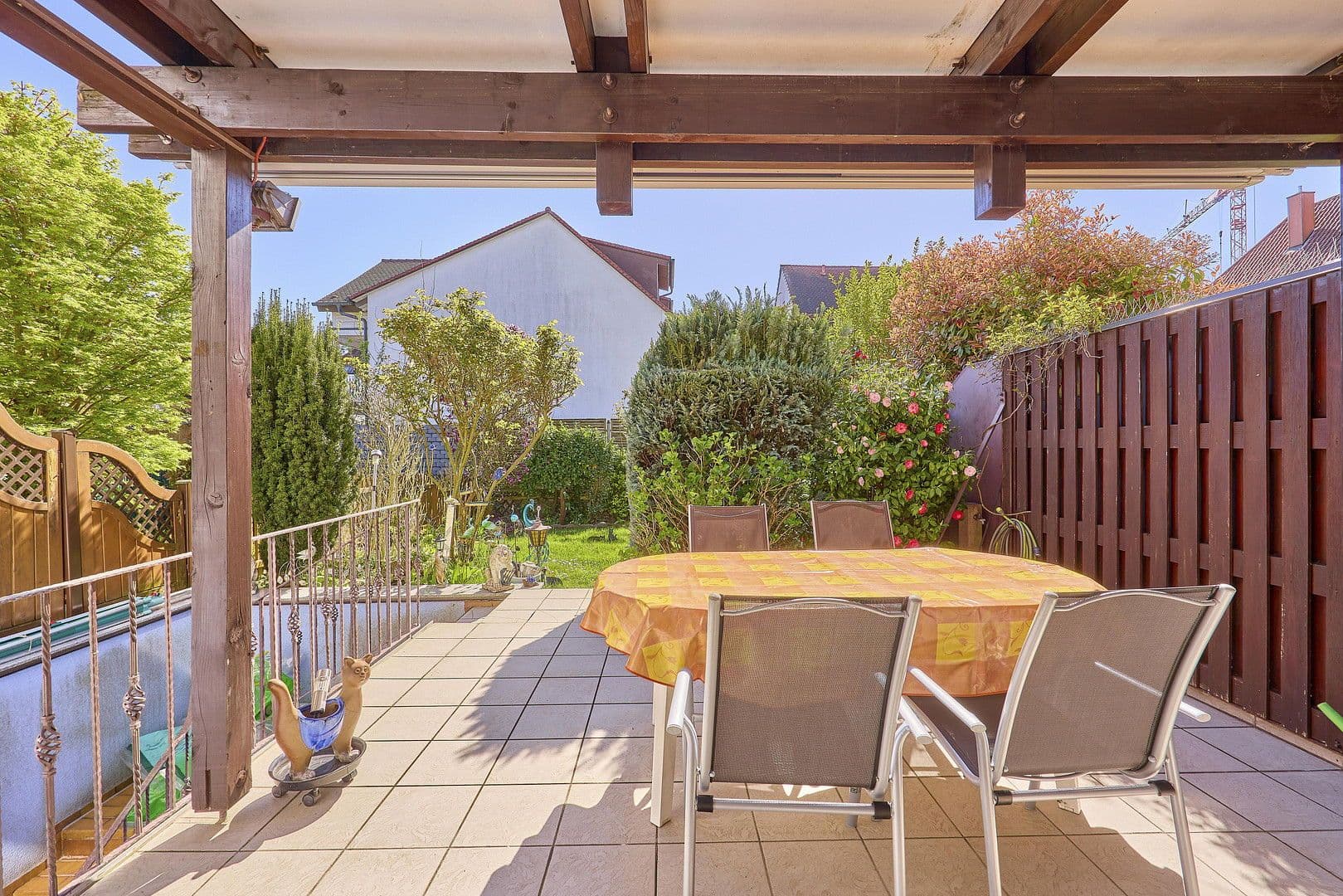 Predaj domu 182 m², pozemek 269 m², Durmersheim, Bádensko-Wurttembersko Predaj domu 182 m², pozemek 269 m², Durmersheim, Bádensko-Wurttembersko