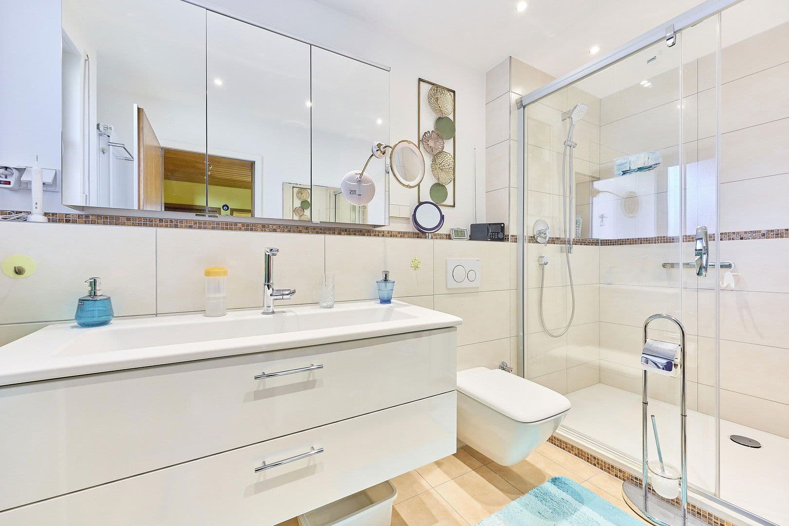 Predaj domu 182 m², pozemek 269 m², Durmersheim, Bádensko-Wurttembersko Predaj domu 182 m², pozemek 269 m², Durmersheim, Bádensko-Wurttembersko