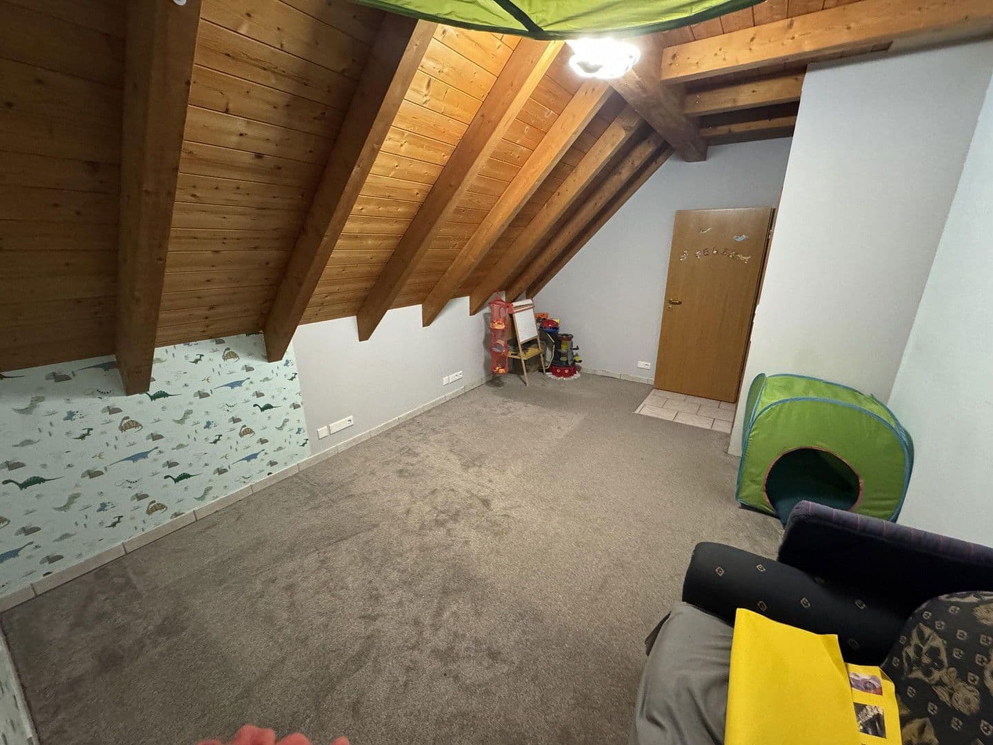 Predaj domu 182 m², pozemek 482 m², Volkach, Bavorsko Predaj domu 182 m², pozemek 482 m², Volkach, Bavorsko