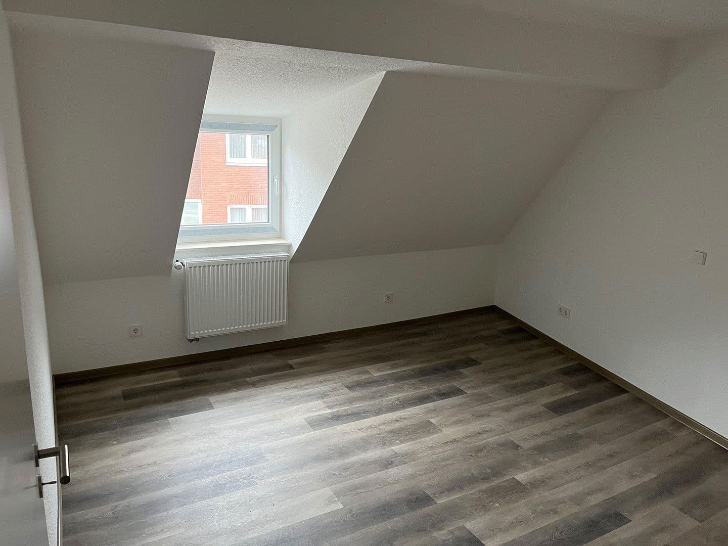 Prenájom bytu 4-izbový 92 m², Meppen, Dolné Sasko Prenájom bytu 4-izbový 92 m², Meppen, Dolné Sasko