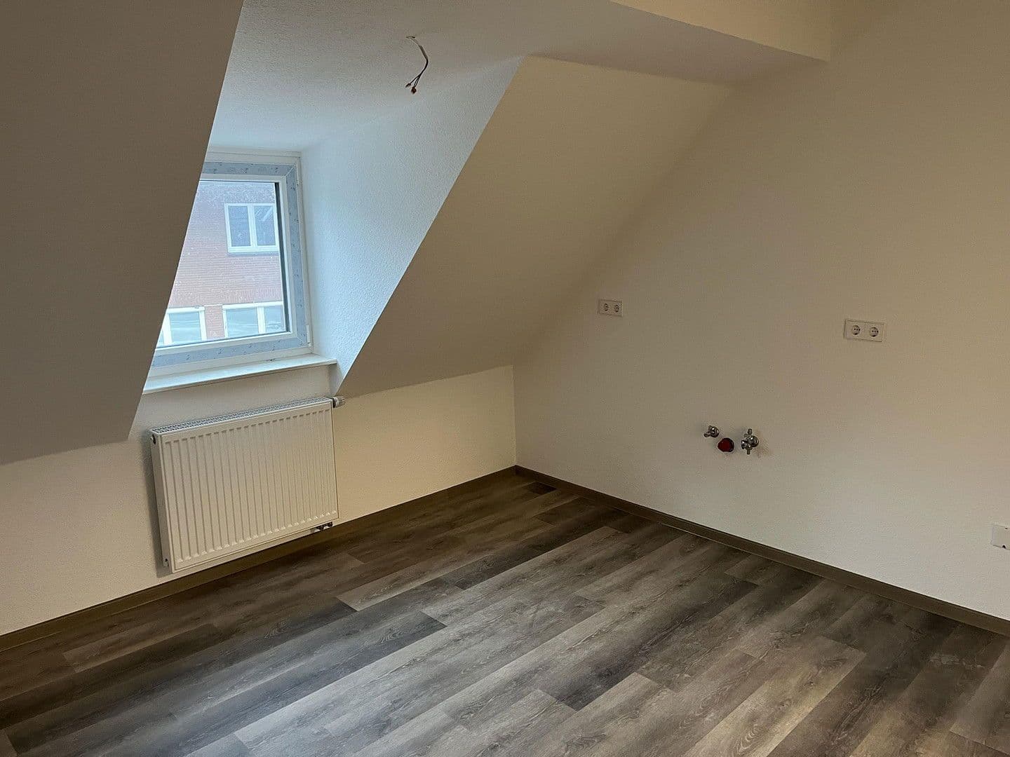Prenájom bytu 4-izbový 92 m², Meppen, Dolné Sasko Prenájom bytu 4-izbový 92 m², Meppen, Dolné Sasko