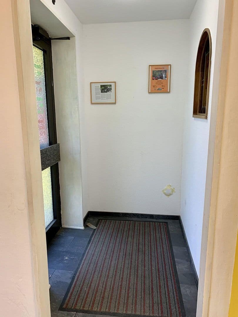 Prenájom nebytového priestoru 100 m², Langenberger Straße, Velbert, Severné Porýnie - Westfálsko Prenájom nebytového priestoru 100 m², Langenberger Straße, Velbert, Severné Porýnie - Westfálsko