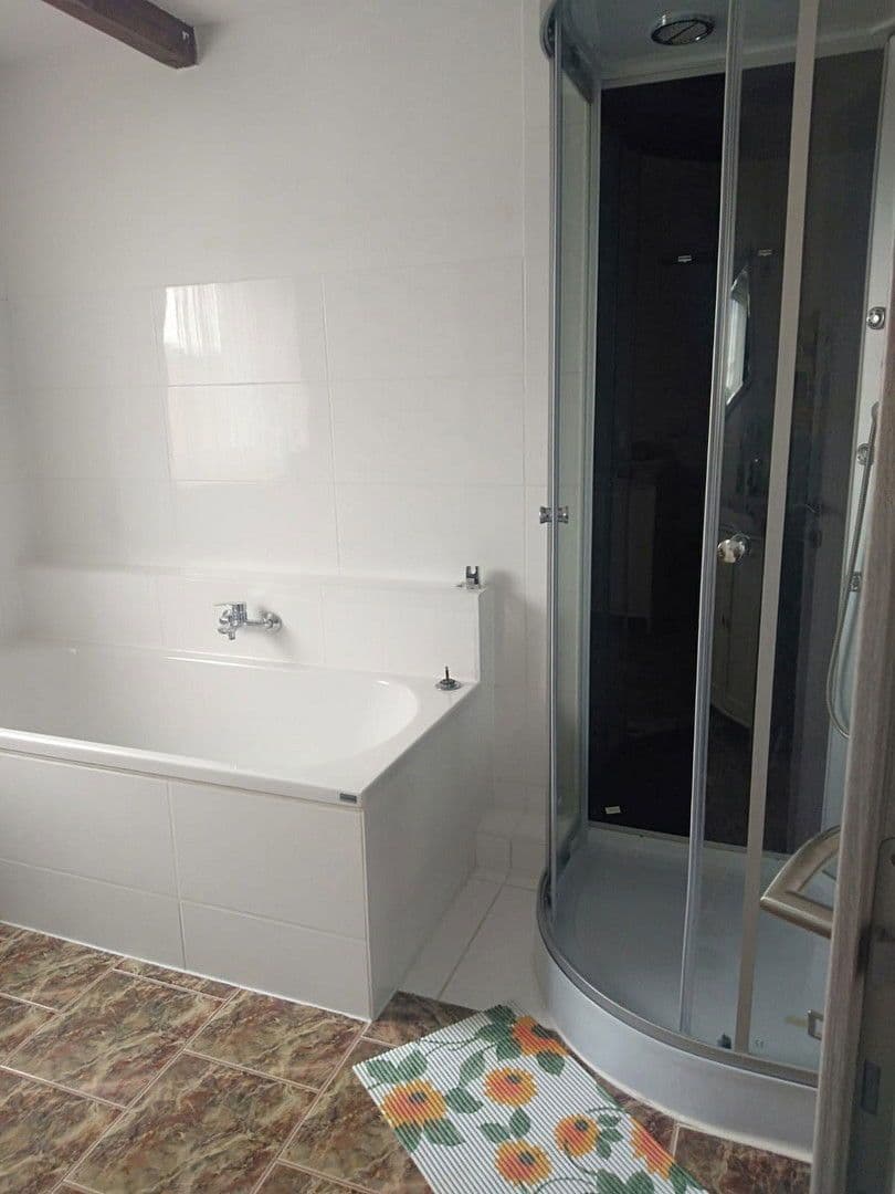 Predaj bytu 4-izbový 87 m², Parkstraße 30, Wittenberg, Sasko-Anhaltsko Predaj bytu 4-izbový 87 m², Parkstraße 30, Wittenberg, Sasko-Anhaltsko