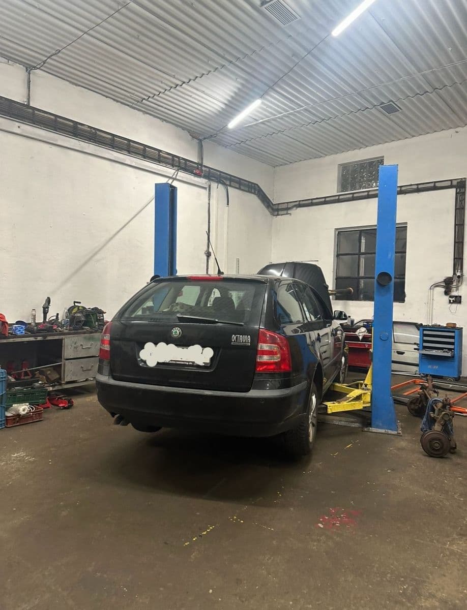 Prenájom nebytového priestoru 480 m², Kouty, Středočeský kraj Prenájom nebytového priestoru 480 m², Kouty, Středočeský kraj