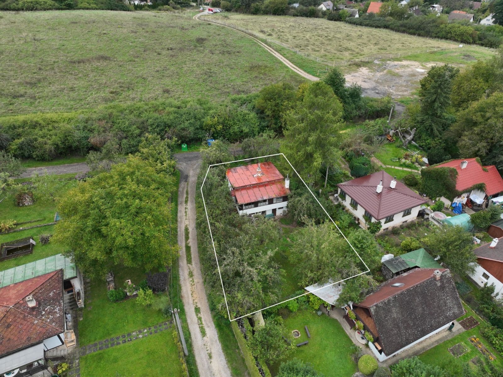 Predaj rekreačného objektu 58 m², pozemek 504 m², Lesní, Zadní Třebaň, Středočeský kraj Predaj rekreačného objektu 58 m², pozemek 504 m², Lesní, Zadní Třebaň, Středočeský kraj