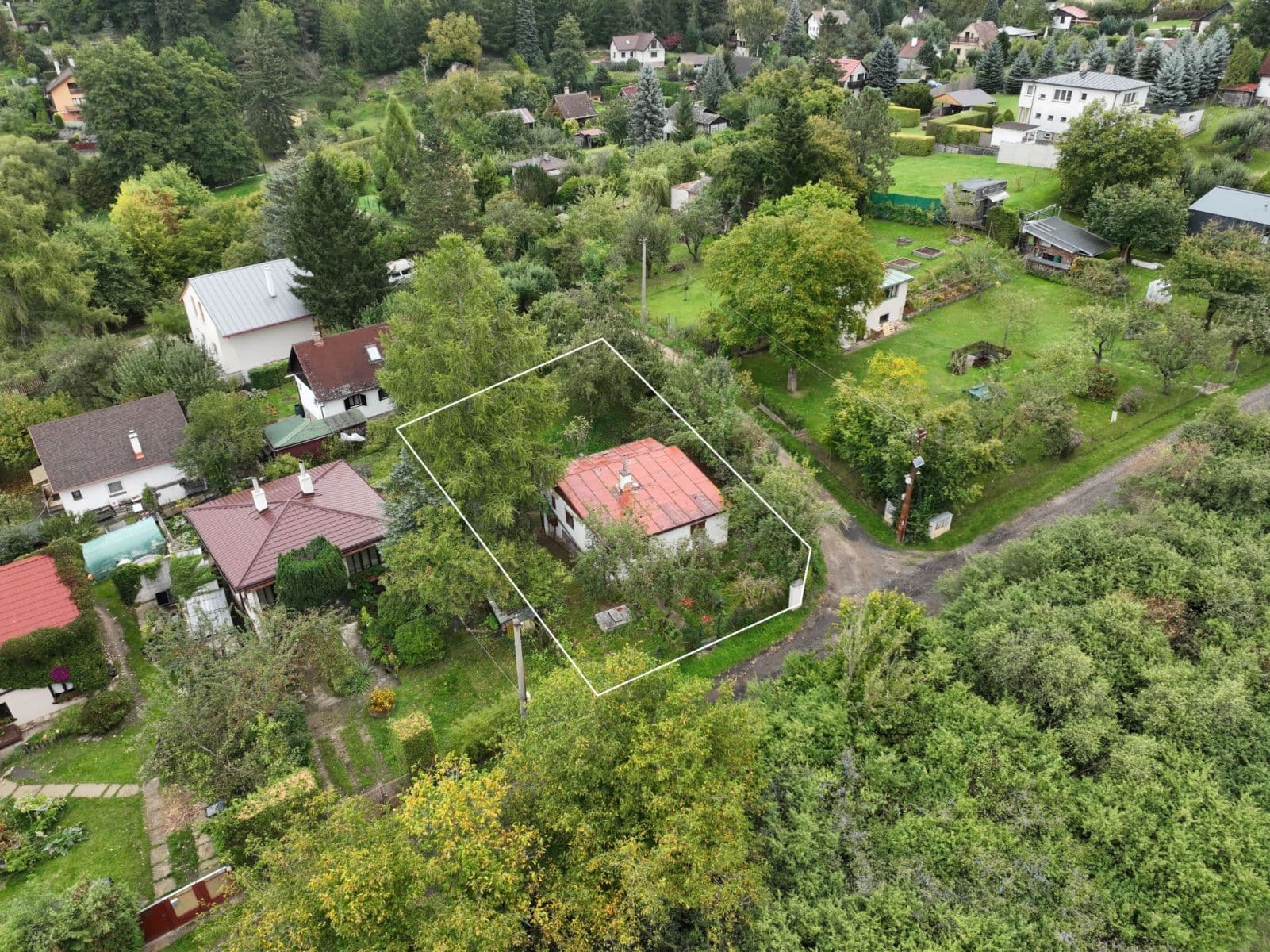 Predaj rekreačného objektu 58 m², pozemek 504 m², Lesní, Zadní Třebaň, Středočeský kraj Predaj rekreačného objektu 58 m², pozemek 504 m², Lesní, Zadní Třebaň, Středočeský kraj