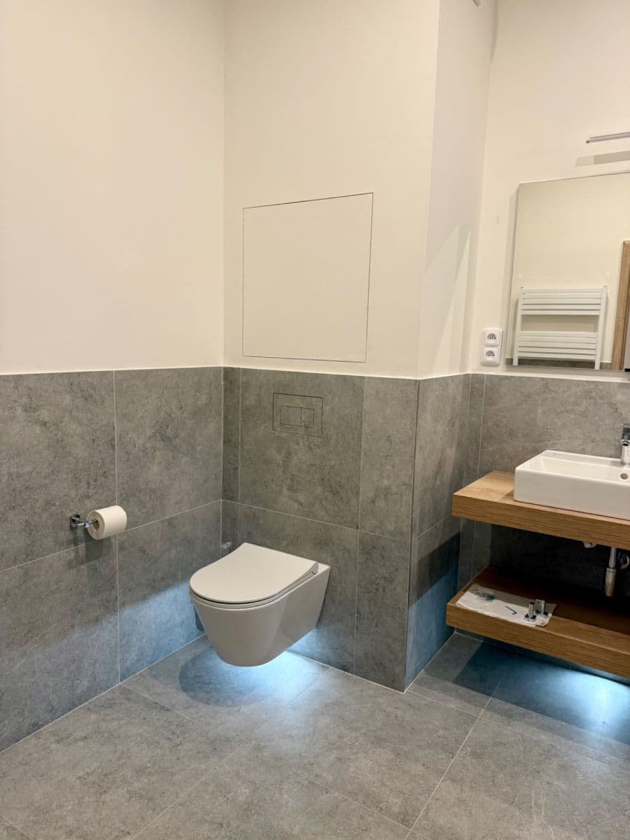 Predaj bytu 2-izbový 65 m², Topolová, Milovice, Středočeský kraj Predaj bytu 2-izbový 65 m², Topolová, Milovice, Středočeský kraj