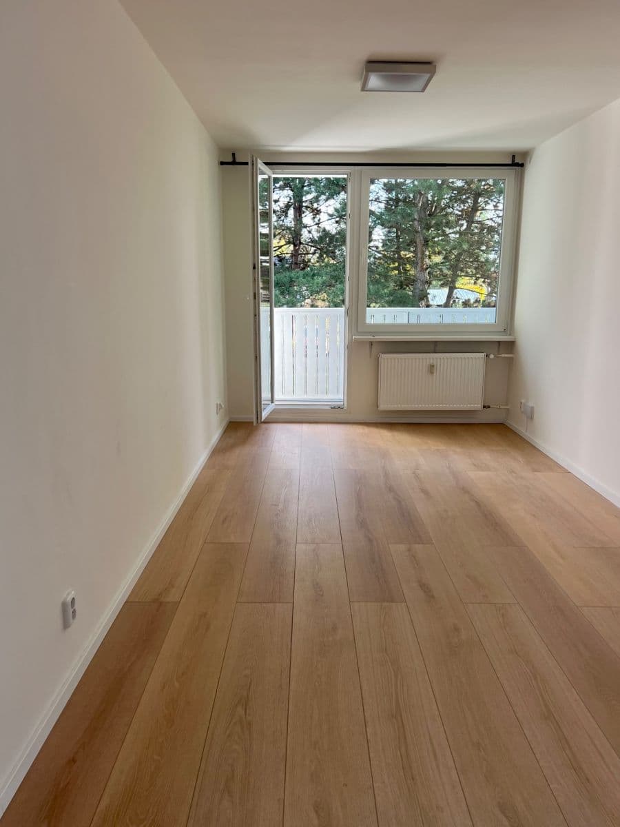 Predaj bytu 2-izbový 58 m², 5. května, Měšice, Středočeský kraj Predaj bytu 2-izbový 58 m², 5. května, Měšice, Středočeský kraj