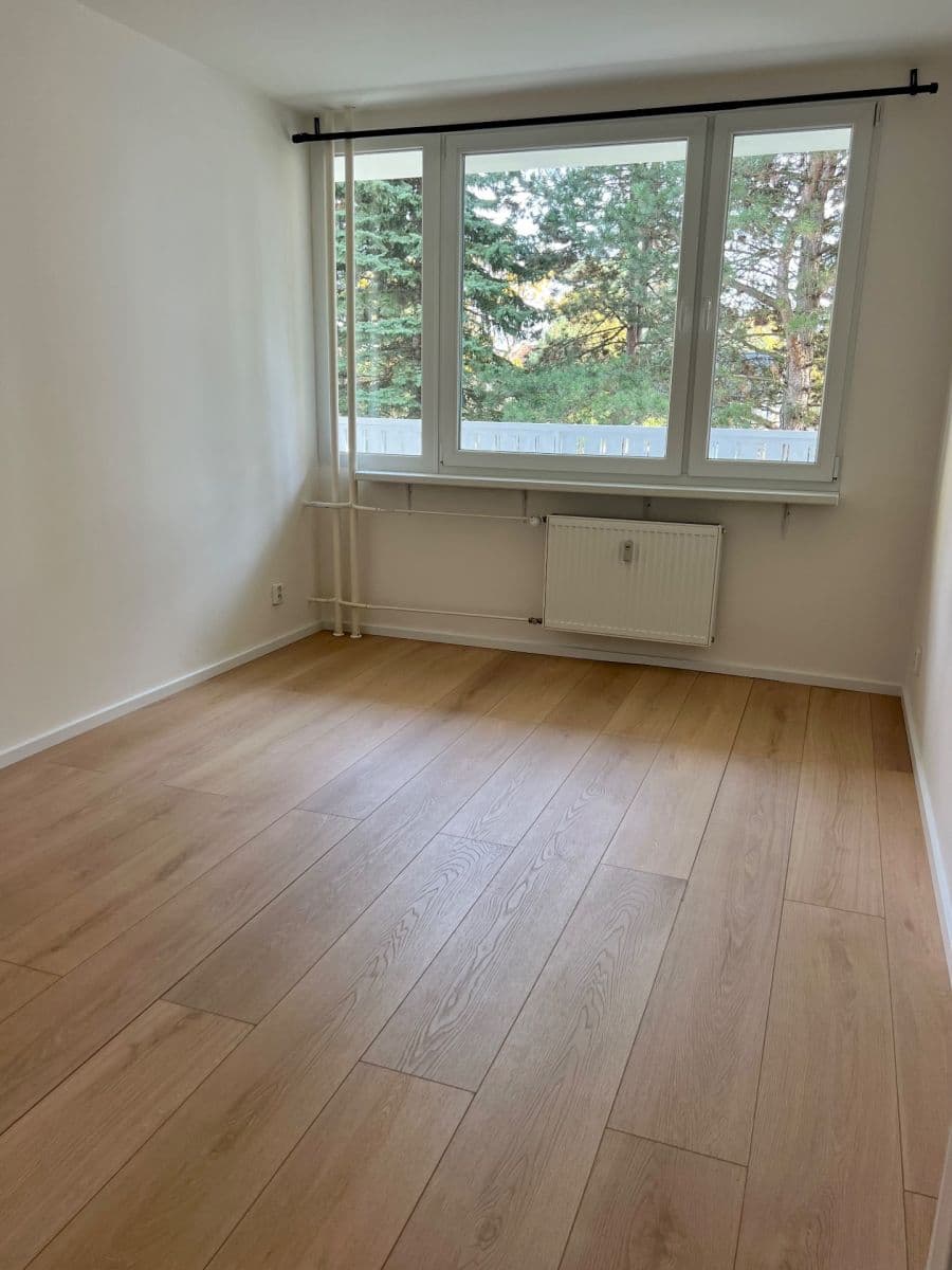 Predaj bytu 2-izbový 58 m², 5. května, Měšice, Středočeský kraj Predaj bytu 2-izbový 58 m², 5. května, Měšice, Středočeský kraj