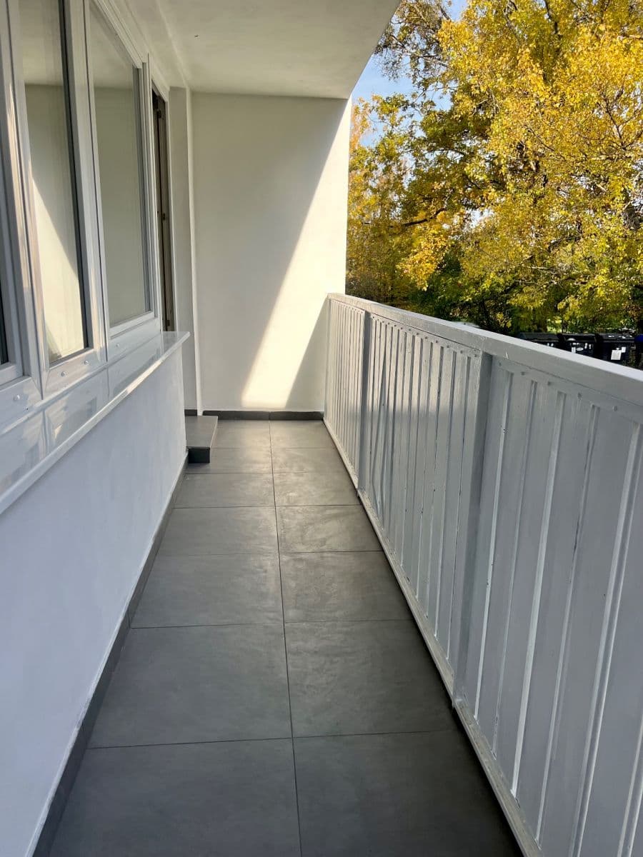 Predaj bytu 2-izbový 58 m², 5. května, Měšice, Středočeský kraj Predaj bytu 2-izbový 58 m², 5. května, Měšice, Středočeský kraj