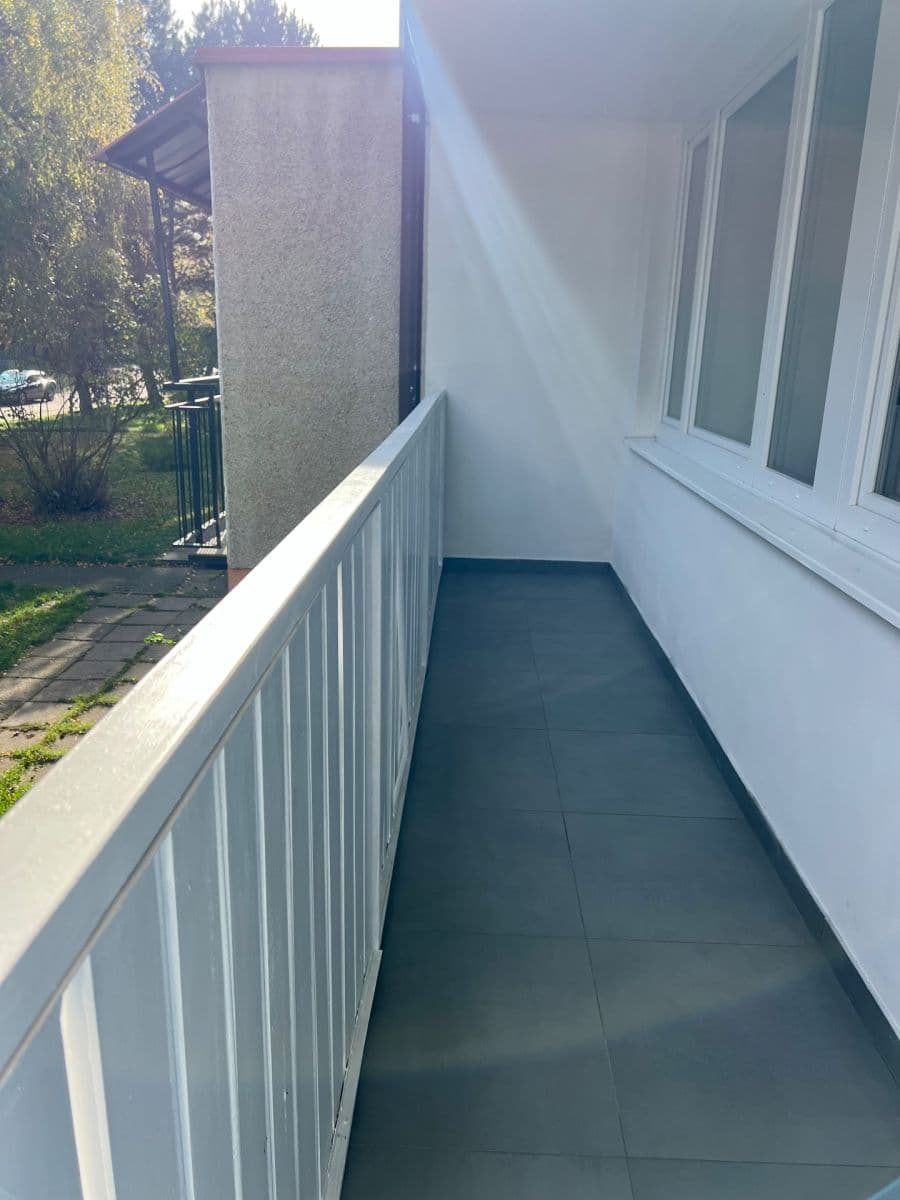 Predaj bytu 2-izbový 58 m², 5. května, Měšice, Středočeský kraj Predaj bytu 2-izbový 58 m², 5. května, Měšice, Středočeský kraj