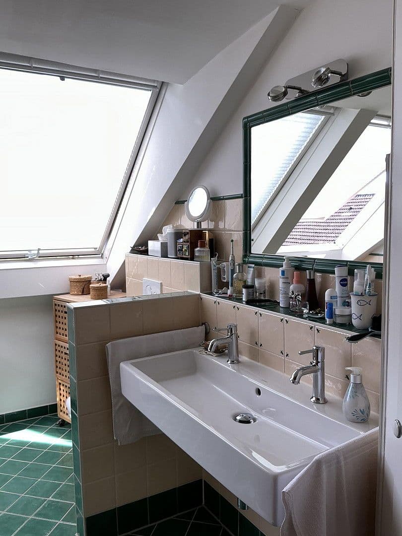 Predaj domu 170 m², pozemek 1.335 m², Steinmauern, Bádensko-Wurttembersko Predaj domu 170 m², pozemek 1.335 m², Steinmauern, Bádensko-Wurttembersko