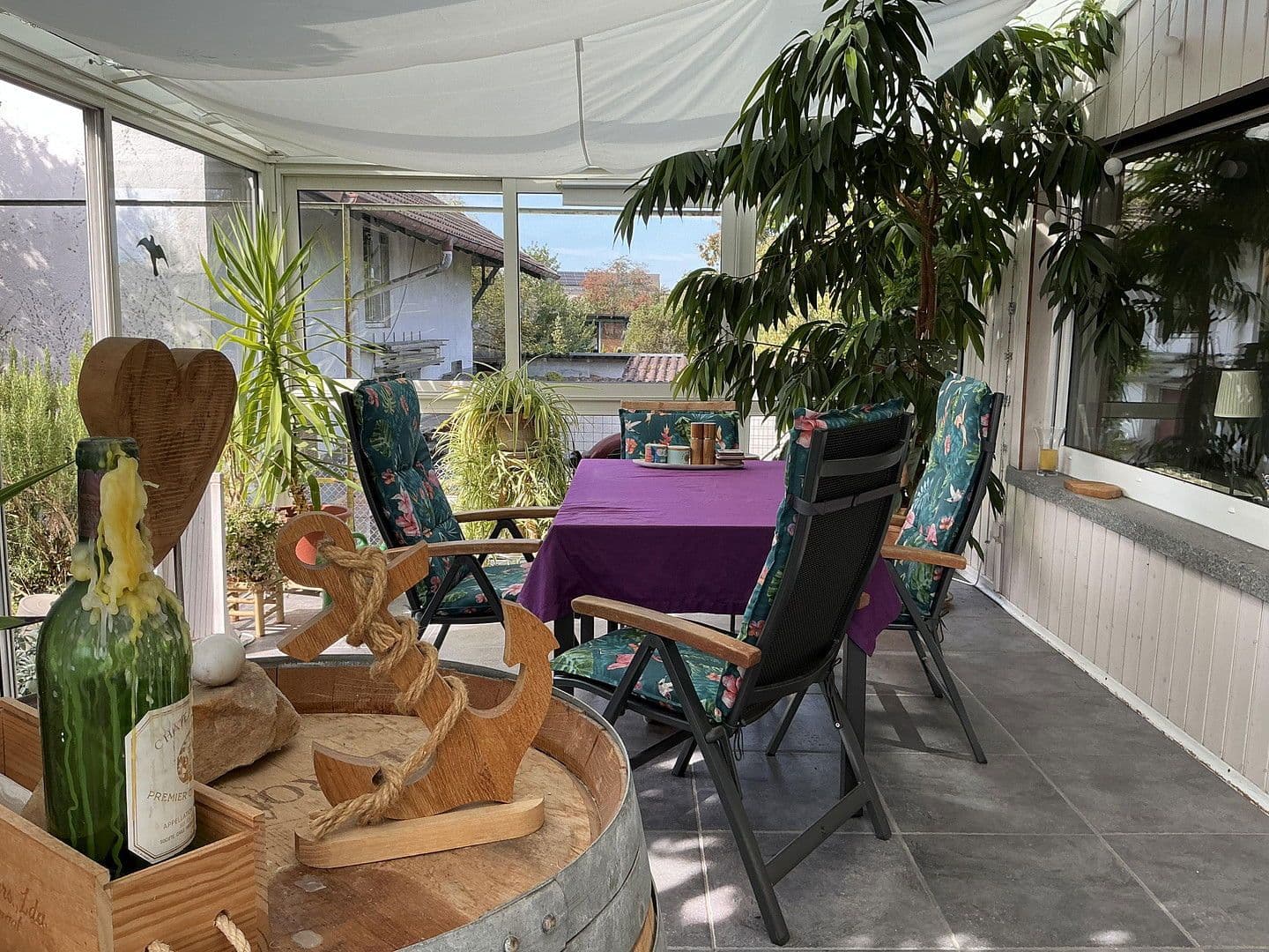 Predaj domu 170 m², pozemek 1.335 m², Steinmauern, Bádensko-Wurttembersko Predaj domu 170 m², pozemek 1.335 m², Steinmauern, Bádensko-Wurttembersko