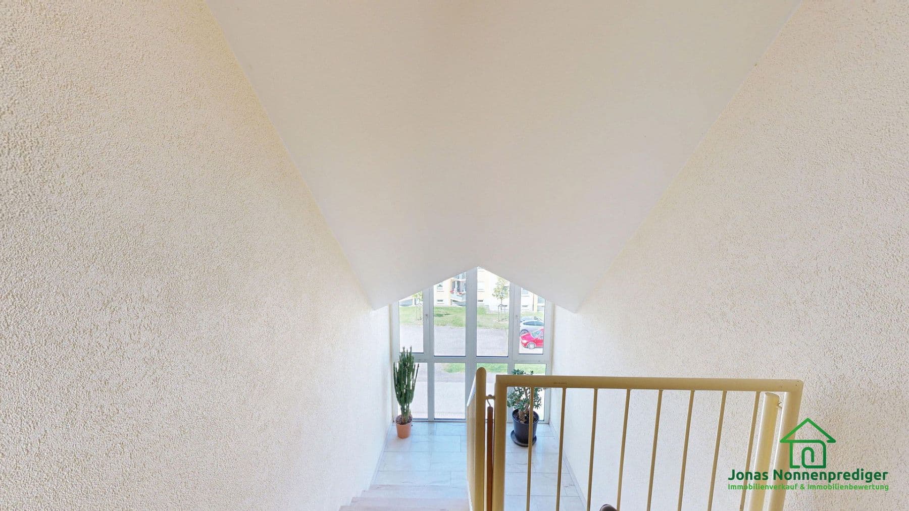 Predaj domu 1.126 m², pozemek 2.034 m², Am Serrahnsbach 35-37, Sternberg, Meklenbursko-Predpomoransko Predaj domu 1.126 m², pozemek 2.034 m², Am Serrahnsbach 35-37, Sternberg, Meklenbursko-Predpomoransko