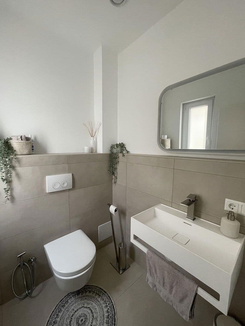 Predaj domu 100 m², pozemek 187 m², Nagold, Bádensko-Wurttembersko Predaj domu 100 m², pozemek 187 m², Nagold, Bádensko-Wurttembersko