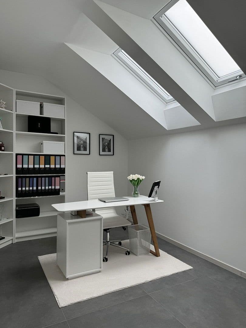 Predaj domu 100 m², pozemek 187 m², Nagold, Bádensko-Wurttembersko Predaj domu 100 m², pozemek 187 m², Nagold, Bádensko-Wurttembersko