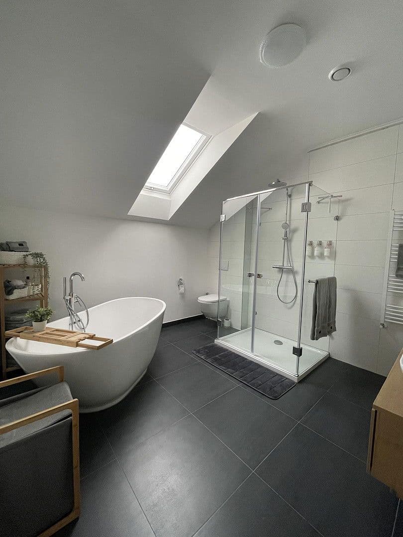 Predaj domu 100 m², pozemek 187 m², Nagold, Bádensko-Wurttembersko Predaj domu 100 m², pozemek 187 m², Nagold, Bádensko-Wurttembersko