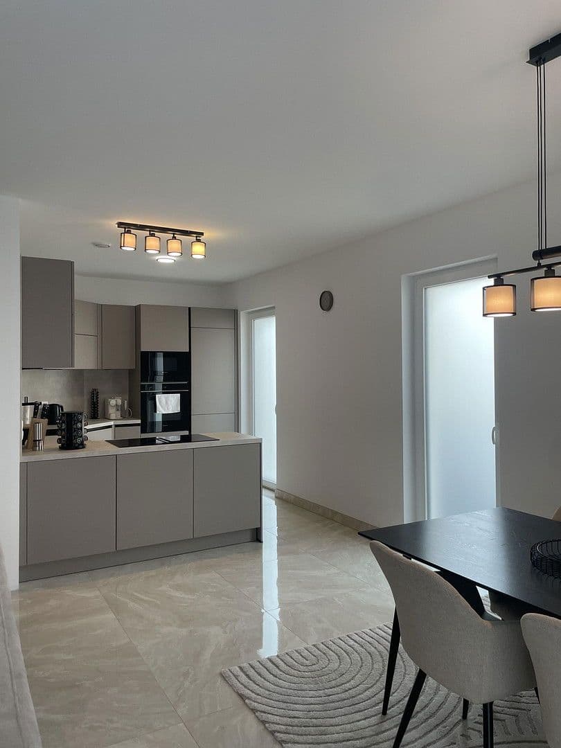 Predaj domu 100 m², pozemek 187 m², Nagold, Bádensko-Wurttembersko Predaj domu 100 m², pozemek 187 m², Nagold, Bádensko-Wurttembersko