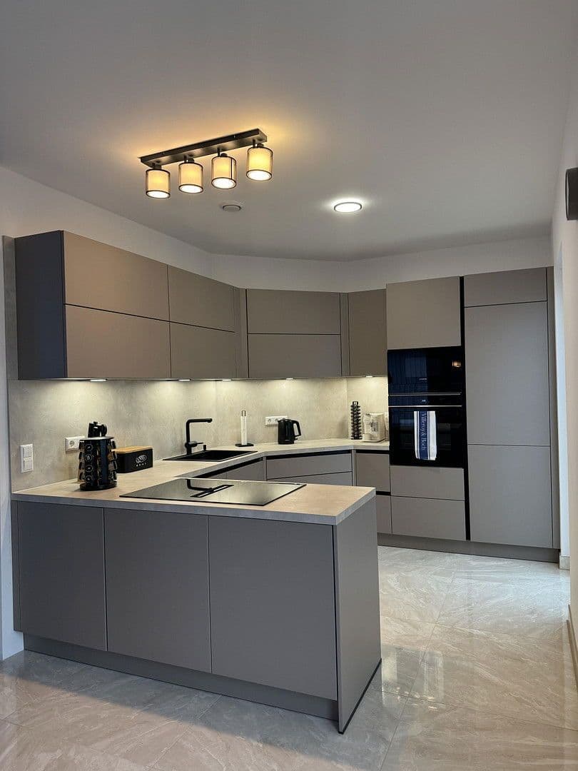 Predaj domu 100 m², pozemek 187 m², Nagold, Bádensko-Wurttembersko Predaj domu 100 m², pozemek 187 m², Nagold, Bádensko-Wurttembersko