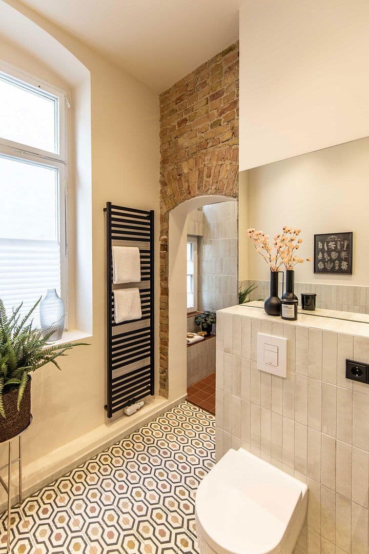 Predaj bytu 2-izbový 67 m², Torstraße 220, Berlin, Berlín Predaj bytu 2-izbový 67 m², Torstraße 220, Berlin, Berlín