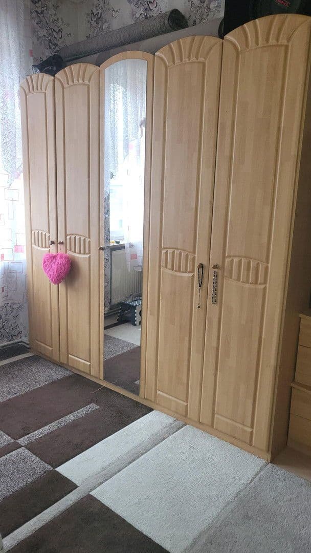 Prenájom bytu 4-izbový 110 m², Wolfhager Str. 85, Kassel, Hesensko Prenájom bytu 4-izbový 110 m², Wolfhager Str. 85, Kassel, Hesensko