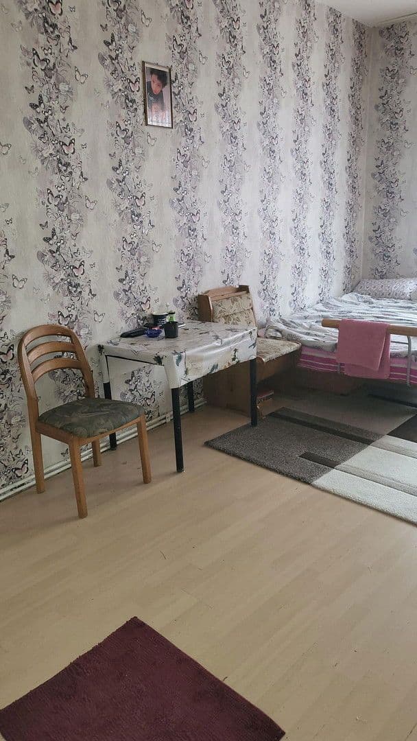 Prenájom bytu 4-izbový 110 m², Wolfhager Str. 85, Kassel, Hesensko Prenájom bytu 4-izbový 110 m², Wolfhager Str. 85, Kassel, Hesensko