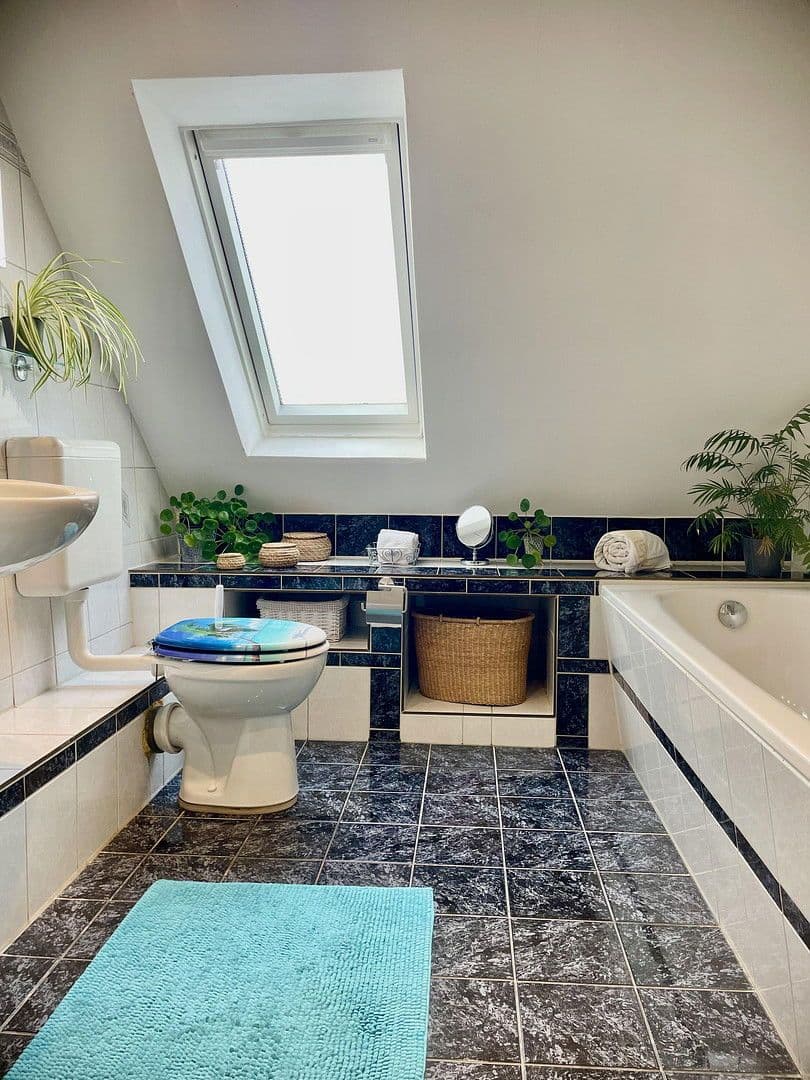 Predaj domu 127 m², pozemek 1.678 m², Steinburg, Šlezvicko-Holštajnsko Predaj domu 127 m², pozemek 1.678 m², Steinburg, Šlezvicko-Holštajnsko