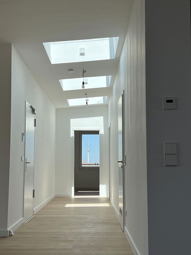 Predaj bytu 3-izbový 95 m², Weisestr. 2, Berlin, Berlín Predaj bytu 3-izbový 95 m², Weisestr. 2, Berlin, Berlín