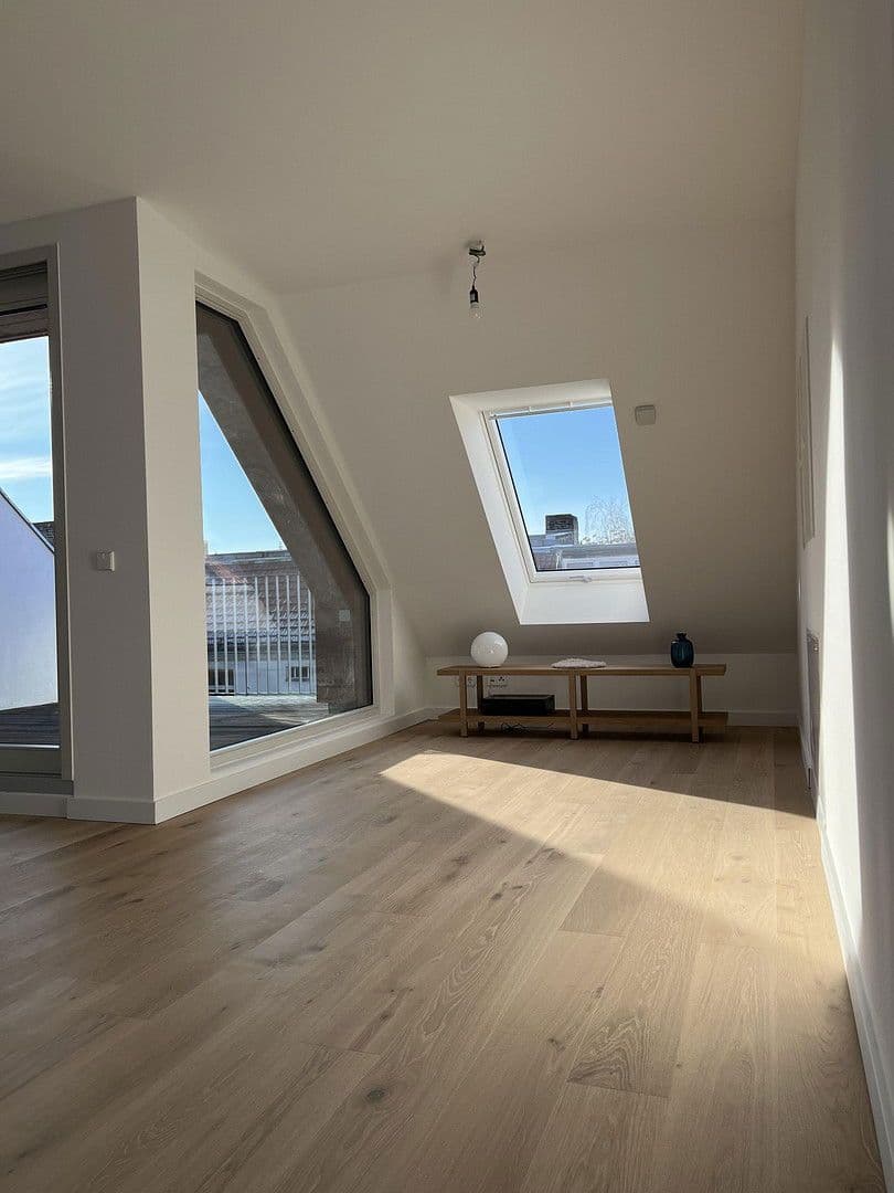 Predaj bytu 3-izbový 95 m², Weisestr. 2, Berlin, Berlín Predaj bytu 3-izbový 95 m², Weisestr. 2, Berlin, Berlín