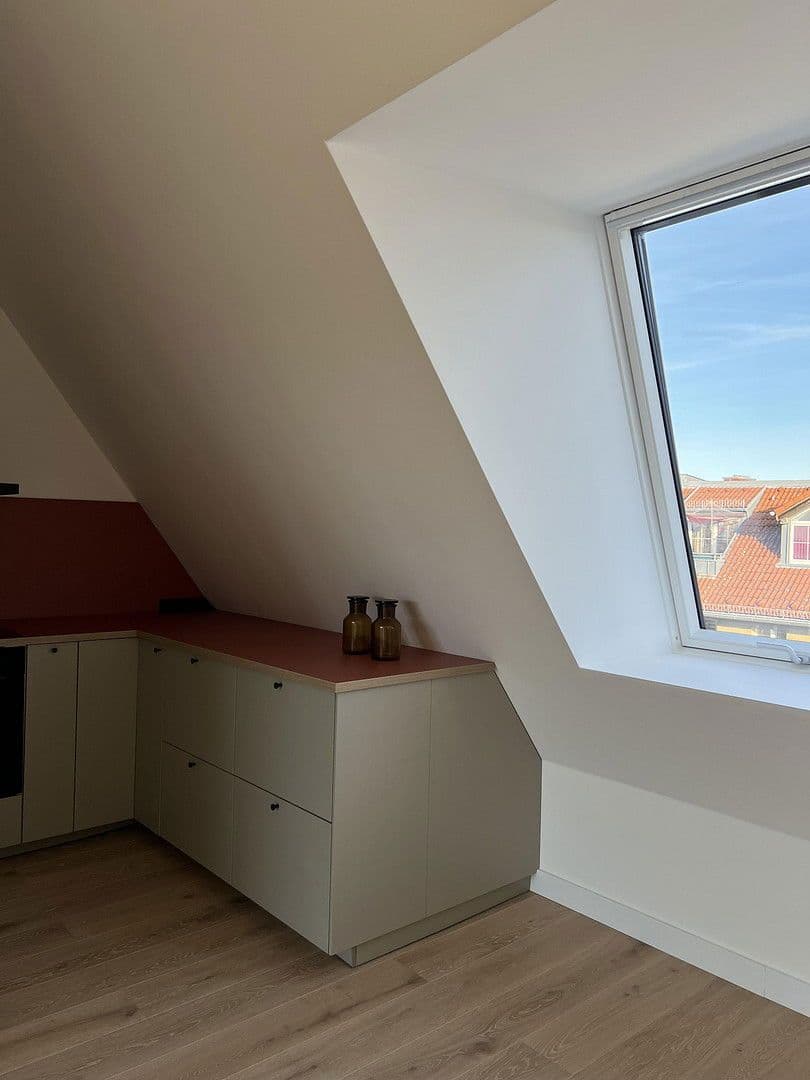 Predaj bytu 3-izbový 95 m², Weisestr. 2, Berlin, Berlín Predaj bytu 3-izbový 95 m², Weisestr. 2, Berlin, Berlín