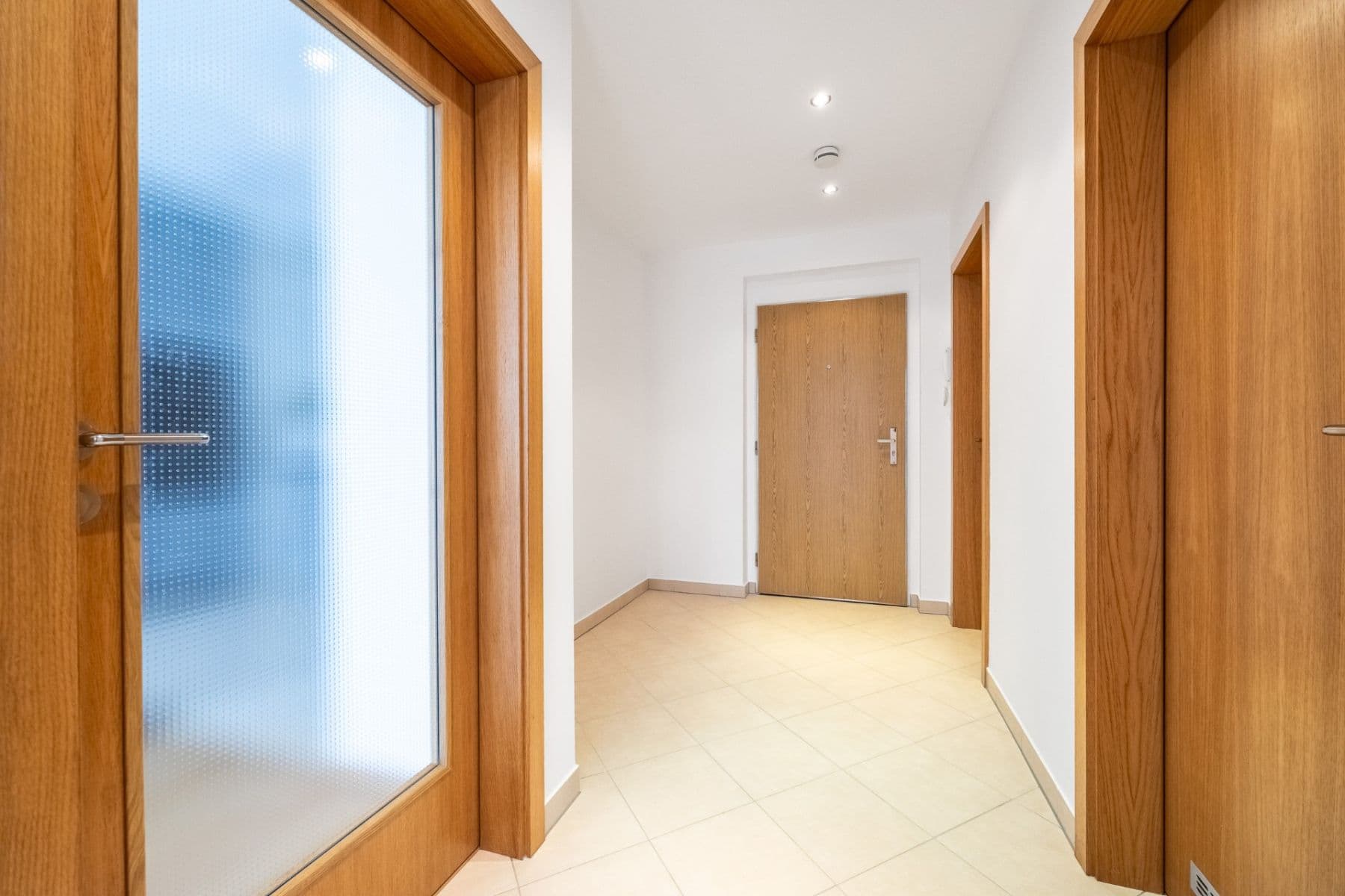 Prenájom bytu 2-izbový 56 m², Míšovická, Praha, Praha Prenájom bytu 2-izbový 56 m², Míšovická, Praha, Praha