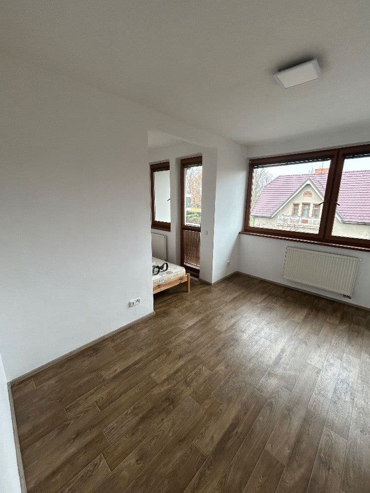 Prenájom bytu 3-izbový 94 m², Klicperova, Olomouc, Olomoucký kraj Prenájom bytu 3-izbový 94 m², Klicperova, Olomouc, Olomoucký kraj