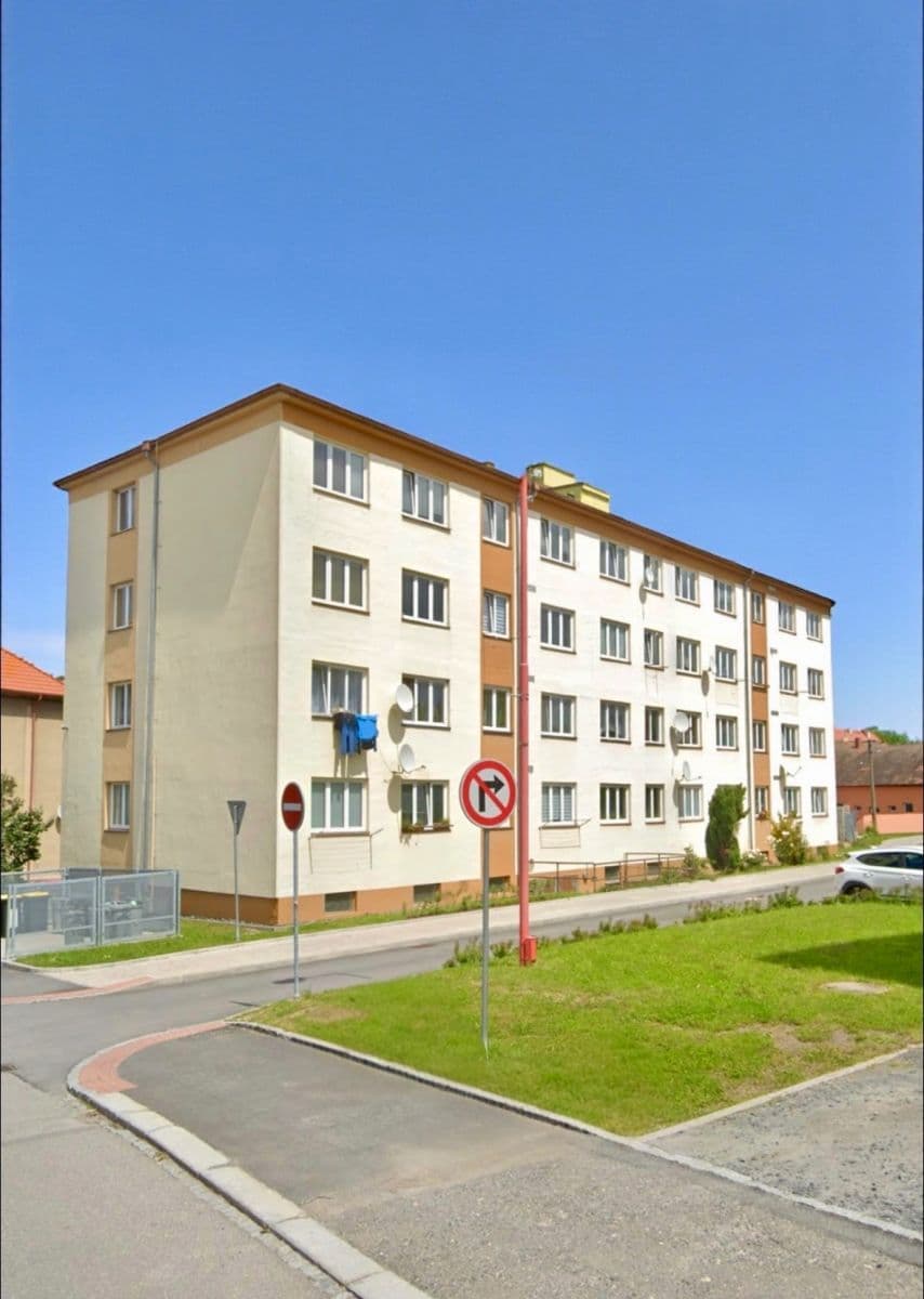 Predaj bytu 3-izbový 63 m², Československé armády, Skuteč, Pardubický kraj Predaj bytu 3-izbový 63 m², Československé armády, Skuteč, Pardubický kraj