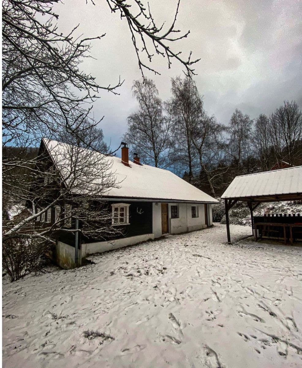 Predaj rekreačného objektu 200 m², pozemek 1.650 m², Vláčilova, Mníšek, Liberecký kraj Predaj rekreačného objektu 200 m², pozemek 1.650 m², Vláčilova, Mníšek, Liberecký kraj