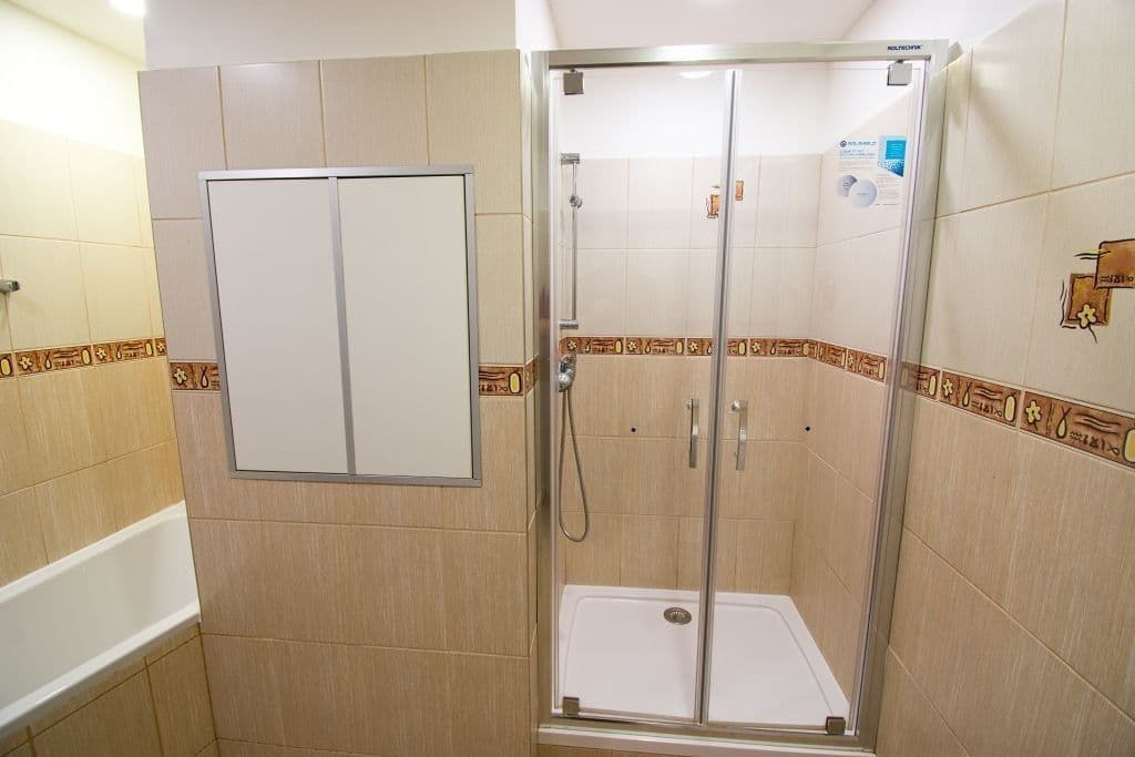 Prenájom bytu 3-izbový 80 m², Žukovského, Praha, Praha Prenájom bytu 3-izbový 80 m², Žukovského, Praha, Praha