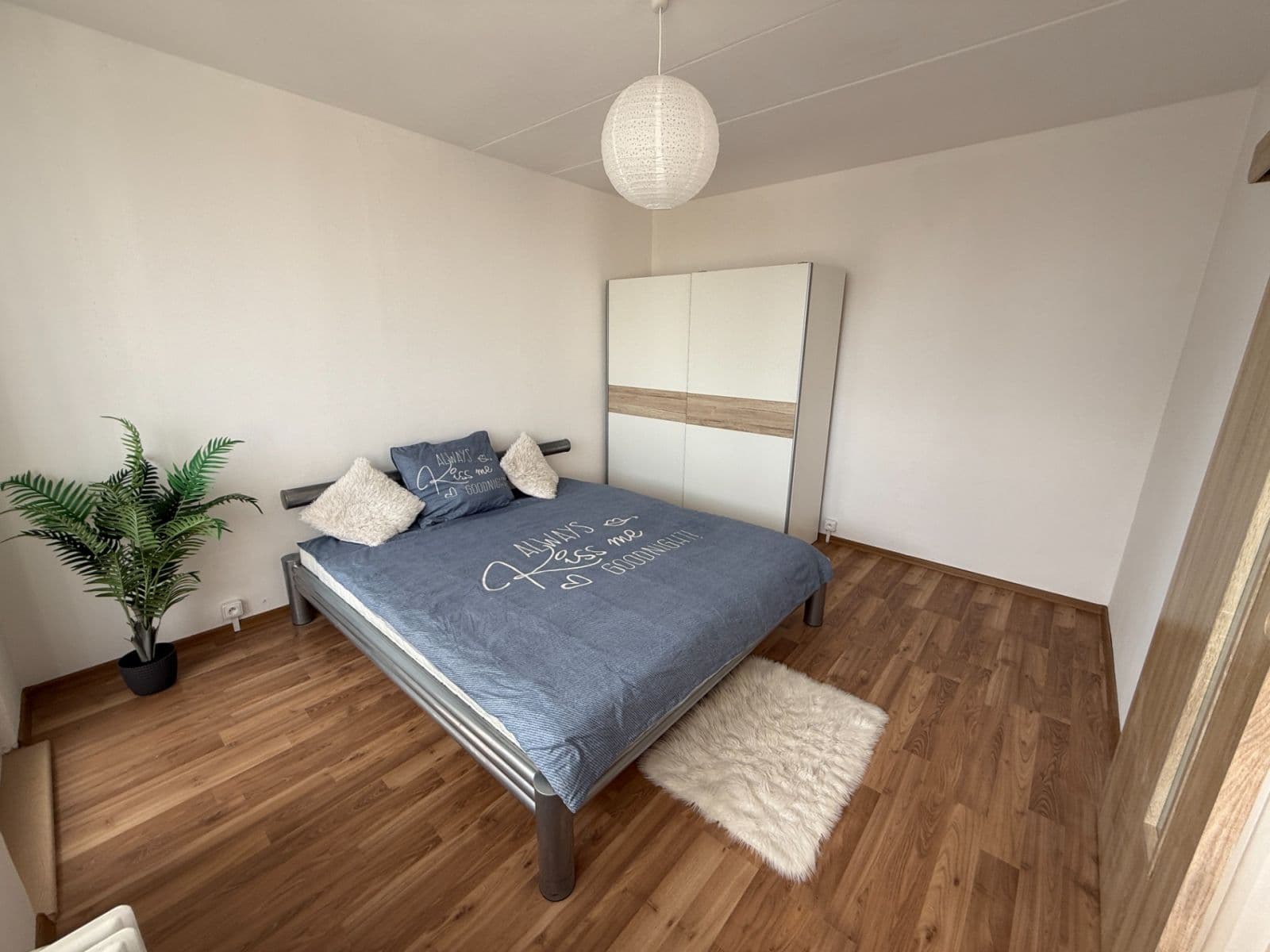 Prenájom bytu 2-izbový 43 m², Heyrovského, Plzeň, Plzeňský kraj Prenájom bytu 2-izbový 43 m², Heyrovského, Plzeň, Plzeňský kraj