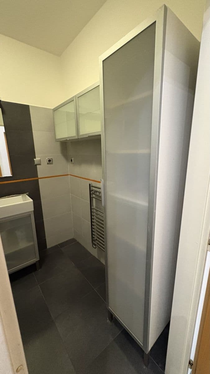 Predaj bytu 3-izbový 77 m², Vinohradská, Praha, Praha Predaj bytu 3-izbový 77 m², Vinohradská, Praha, Praha