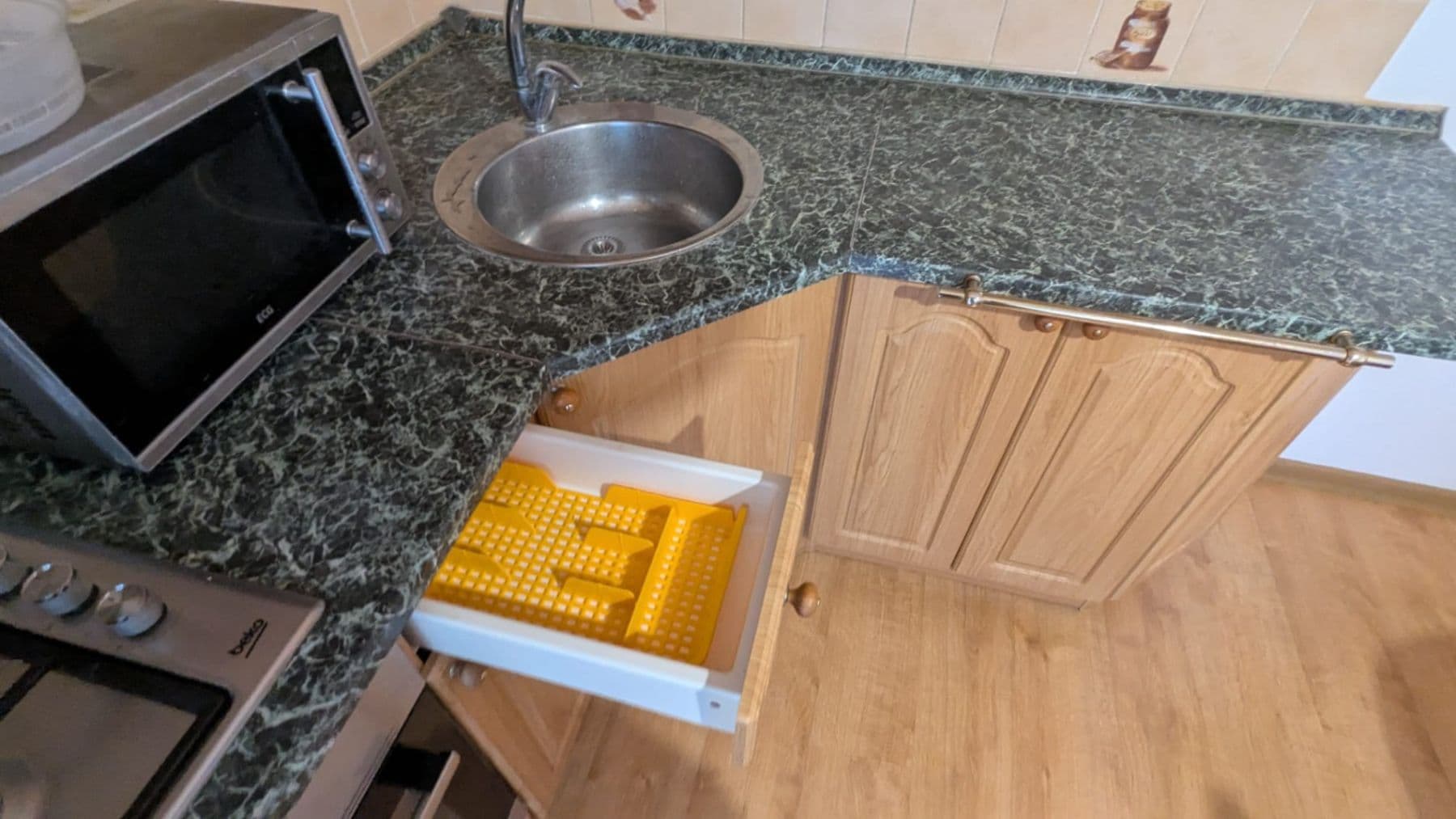 Prenájom bytu 3-izbový 70 m², Iľjušinova, Petržalka, Bratislavský kraj Prenájom bytu 3-izbový 70 m², Iľjušinova, Petržalka, Bratislavský kraj